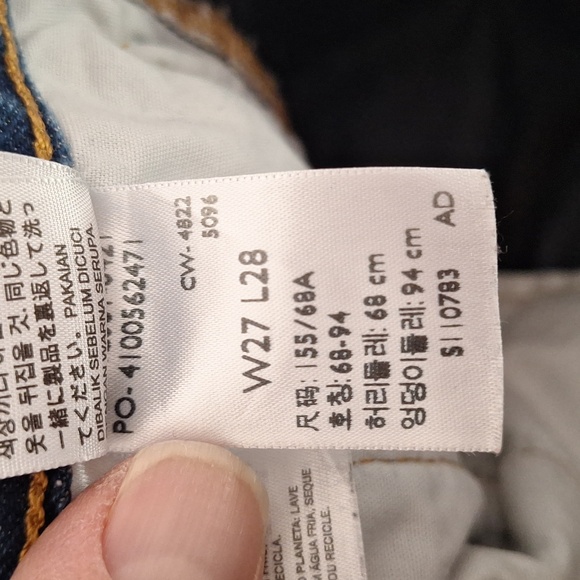 Levis 501 Distressed Style Regular Fit Jeans Women Waist Size 27 Length 28 - Picture 4 of 7